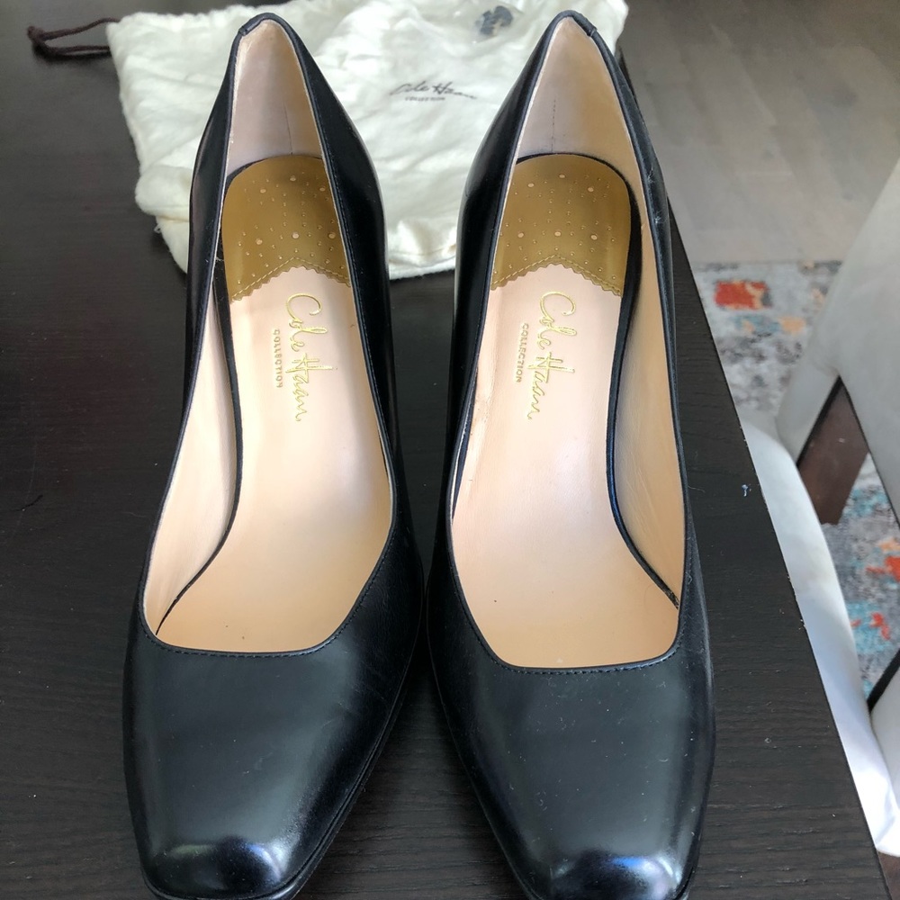 Cole Haan black pumps with NikeAir size 7